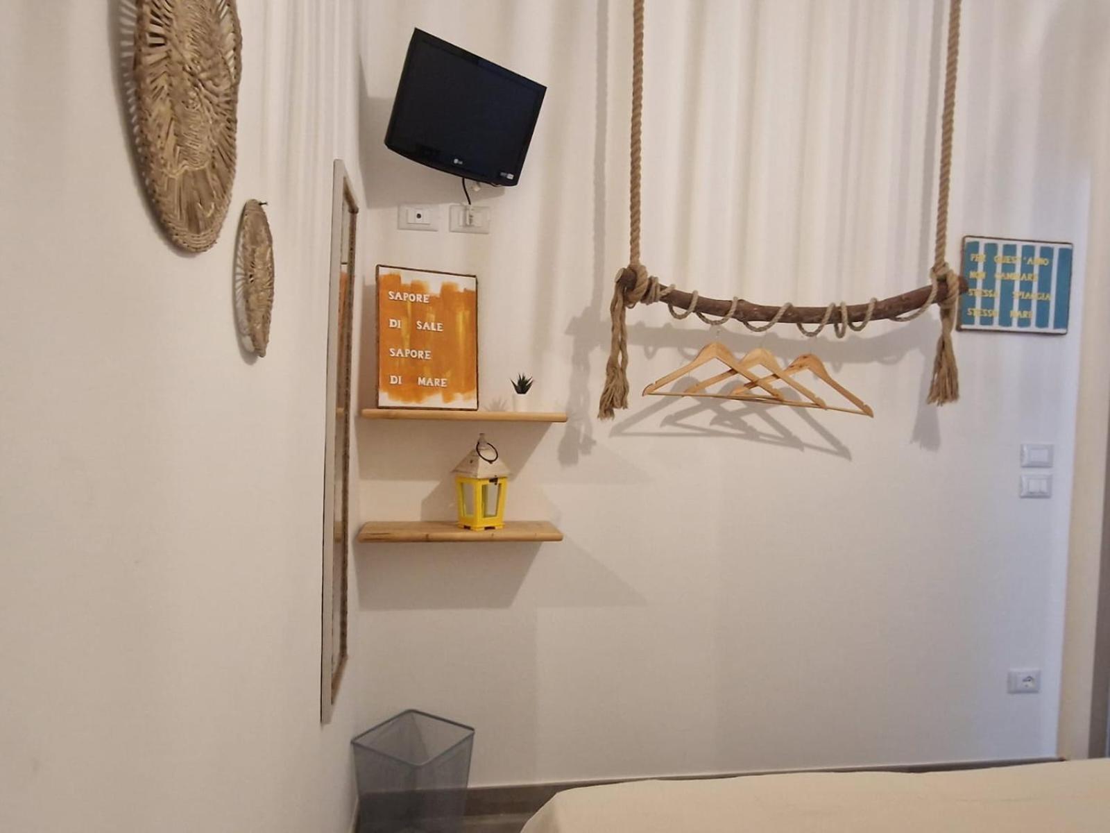 Camere A Oriente II Room And Apartments トッレ・デル・オルソ エクステリア 写真